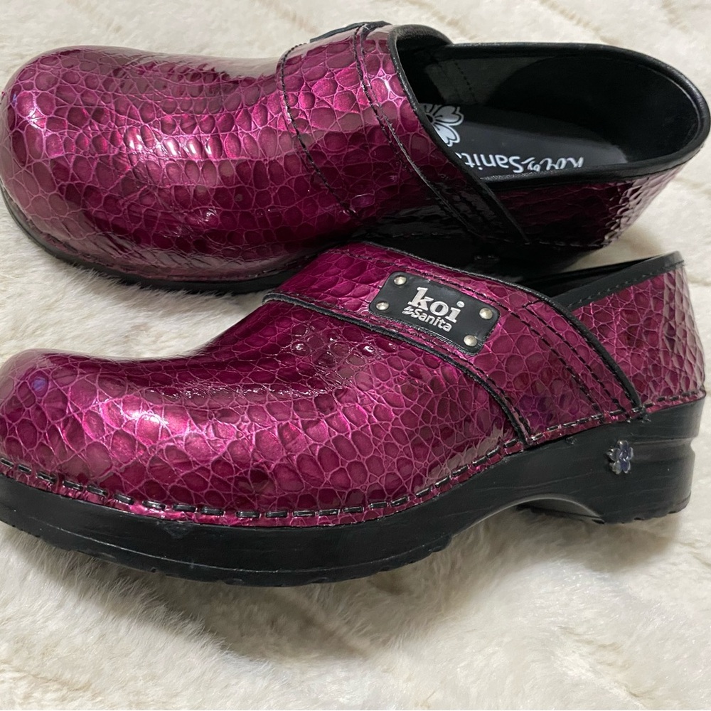 Koi by Santina Pink Mules